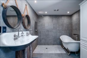 Winding Waters, Midhurst, Midhurst, Ontario - Country homes for sale and luxury real estate including horse farms and property in the Caledon and King City areas near Toronto