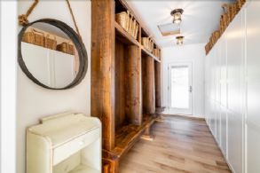 Winding Waters, Midhurst, Midhurst, Ontario - Country homes for sale and luxury real estate including horse farms and property in the Caledon and King City areas near Toronto