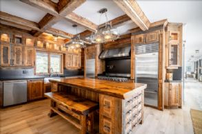 Winding Waters, Midhurst, Midhurst, Ontario - Country homes for sale and luxury real estate including horse farms and property in the Caledon and King City areas near Toronto