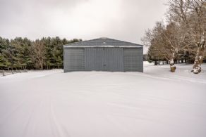 Sleepy Hollow Farm, Mono, Ontario - Country homes for sale and luxury real estate including horse farms and property in the Caledon and King City areas near Toronto