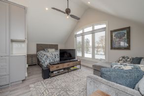 Sleepy Hollow Farm, Mono, Ontario - Country homes for sale and luxury real estate including horse farms and property in the Caledon and King City areas near Toronto