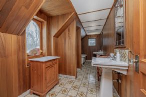 Sleepy Hollow Farm, Mono, Ontario - Country homes for sale and luxury real estate including horse farms and property in the Caledon and King City areas near Toronto