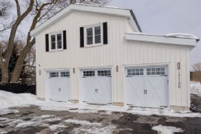 Farmhouse on the 8th Concession, King, Ontario - Country homes for sale and luxury real estate including horse farms and property in the Caledon and King City areas near Toronto