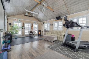 Farmhouse on the 8th Concession, King, Ontario - Country homes for sale and luxury real estate including horse farms and property in the Caledon and King City areas near Toronto