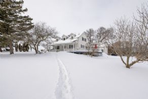 Farmhouse on the 8th Concession, King, Ontario - Country homes for sale and luxury real estate including horse farms and property in the Caledon and King City areas near Toronto