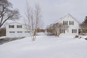 Farmhouse on the 8th Concession, King, Ontario - Country homes for sale and luxury real estate including horse farms and property in the Caledon and King City areas near Toronto