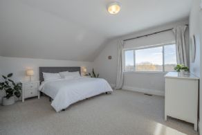 Farmhouse on the 8th Concession, King, Ontario - Country homes for sale and luxury real estate including horse farms and property in the Caledon and King City areas near Toronto