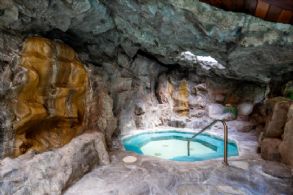 Grotto Hot Tub - Country homes for sale and luxury real estate including horse farms and property in the Caledon and King City areas near Toronto