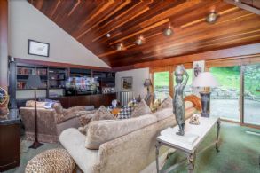 Woodsend, Aurora, 20 Woodsend Crescent, Aurora, Ontario - Country homes for sale and luxury real estate including horse farms and property in the Caledon and King City areas near Toronto