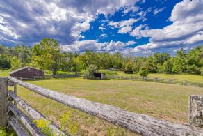 Original Woodrow Homestead , Oro-Medonte, Ontario - Country homes for sale and luxury real estate including horse farms and property in the Caledon and King City areas near Toronto