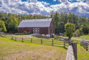 Original Woodrow Homestead , Oro-Medonte, Ontario - Country homes for sale and luxury real estate including horse farms and property in the Caledon and King City areas near Toronto