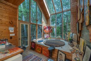 Credit River Cottage, Belfountain, Caledon, Ontario  - Country homes for sale and luxury real estate including horse farms and property in the Caledon and King City areas near Toronto