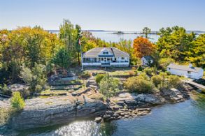 Kindersley Island, Cognashene, Ontario - Country homes for sale and luxury real estate including horse farms and property in the Caledon and King City areas near Toronto