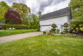 Inglewood Village, Ontario - Country homes for sale and luxury real estate including horse farms and property in the Caledon and King City areas near Toronto