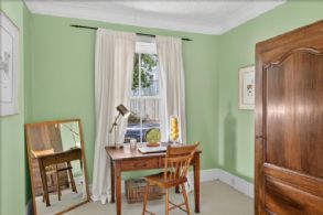 Inglewood Village, Ontario - Country homes for sale and luxury real estate including horse farms and property in the Caledon and King City areas near Toronto