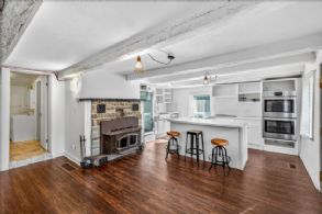 Caledon Log Cabin, Ontario - Country homes for sale and luxury real estate including horse farms and property in the Caledon and King City areas near Toronto