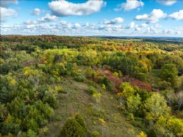 Caledon Estate Lot, Ontario - Country homes for sale and luxury real estate including horse farms and property in the Caledon and King City areas near Toronto