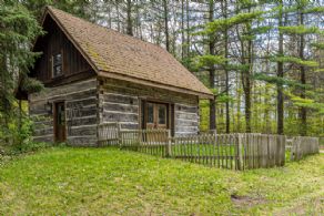 Log Cabin - Country homes for sale and luxury real estate including horse farms and property in the Caledon and King City areas near Toronto