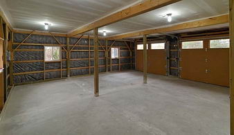 Garage and Workshop - Country homes for sale and luxury real estate including horse farms and property in the Caledon and King City areas near Toronto