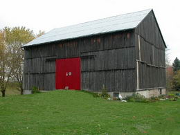Century bank barn - Country homes for sale and luxury real estate including horse farms and property in the Caledon and King City areas near Toronto