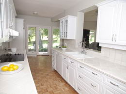 Kitchen - Country homes for sale and luxury real estate including horse farms and property in the Caledon and King City areas near Toronto