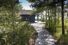 The original Sunset Cottage - Country homes for sale and luxury real estate including horse farms and property in the Caledon and King City areas near Toronto