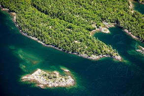 Steambath Point, Sans Souci - Country homes for sale and luxury real estate including horse farms and property in the Caledon and King City areas near Toronto